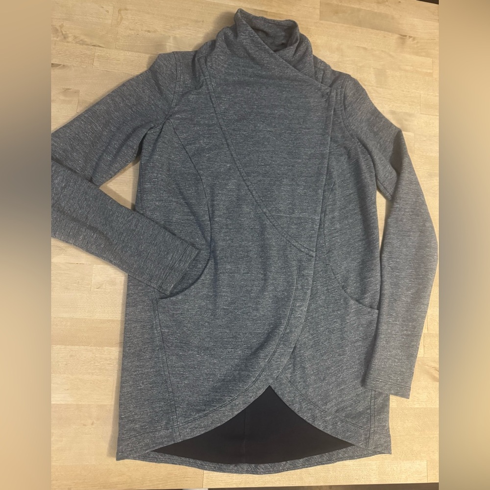 Lululemon Athletica That’s a Wrap jacket/sweater Gray - Picture 5 of 11